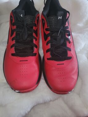 Under Armour Mens Red and Black Lace-Up Sneakers